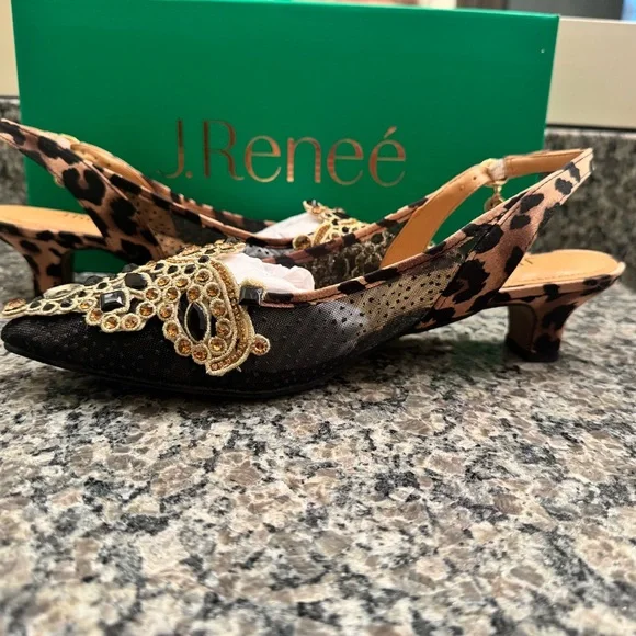 J.Renee Elegant Black and Gold Heels - Picture 4 of 6